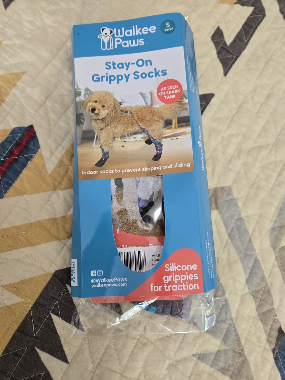 Walkee Paws Stay-On Grippy Socks for Dogs Size Small